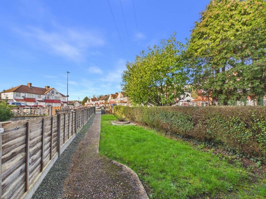 Images for Feltham, Middlesex EAID:2640919782 BID:FEL