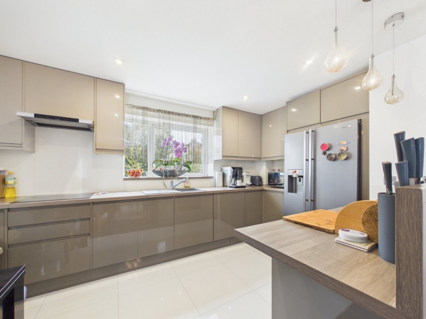 Images for Feltham EAID:2640919782 BID:FEL