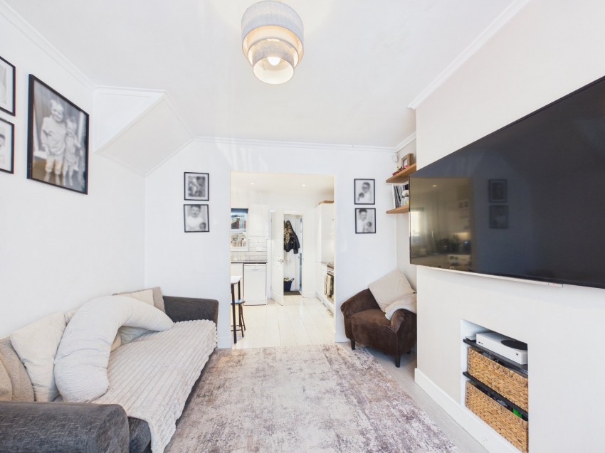 Images for Feltham EAID:2640919782 BID:FEL