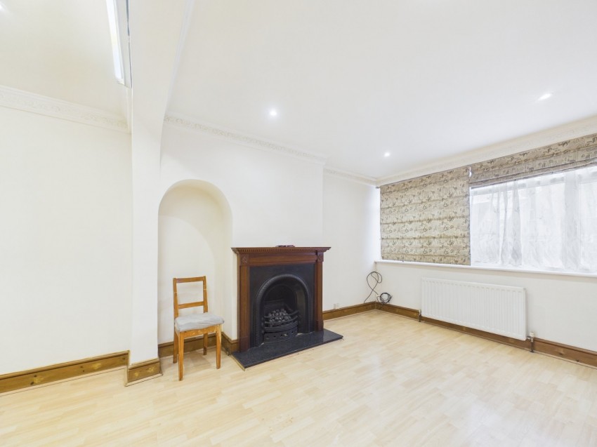 Images for Feltham, Middlesex EAID:2640919782 BID:FEL