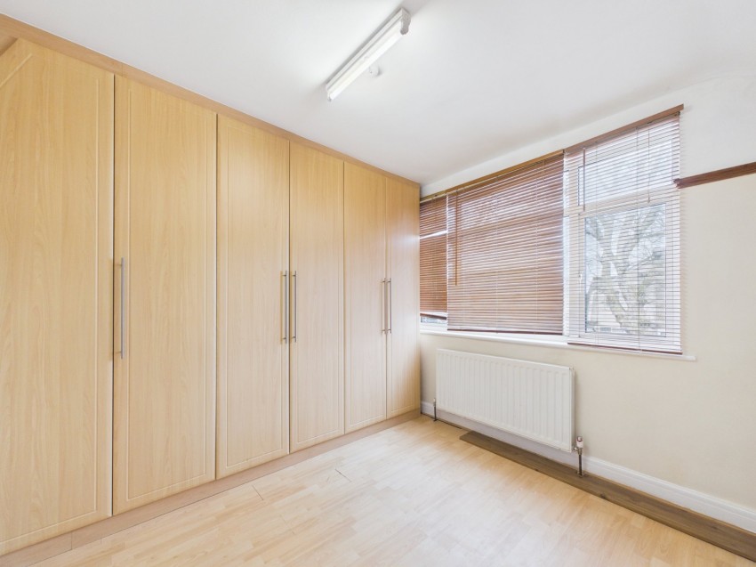 Images for Feltham EAID:2640919782 BID:FEL