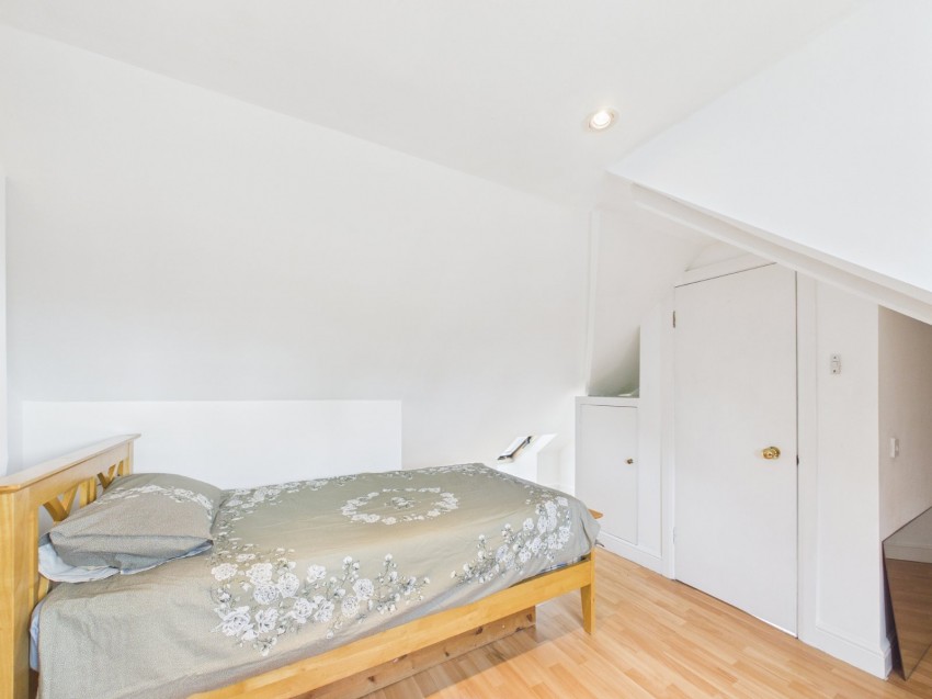 Images for Feltham, Middlesex EAID:2640919782 BID:FEL