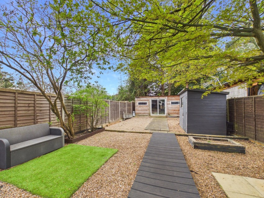 Images for Feltham, Middlesex EAID:2640919782 BID:FEL