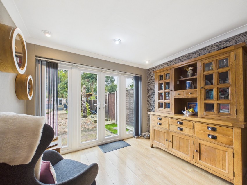Images for Feltham, Middlesex EAID:2640919782 BID:FEL