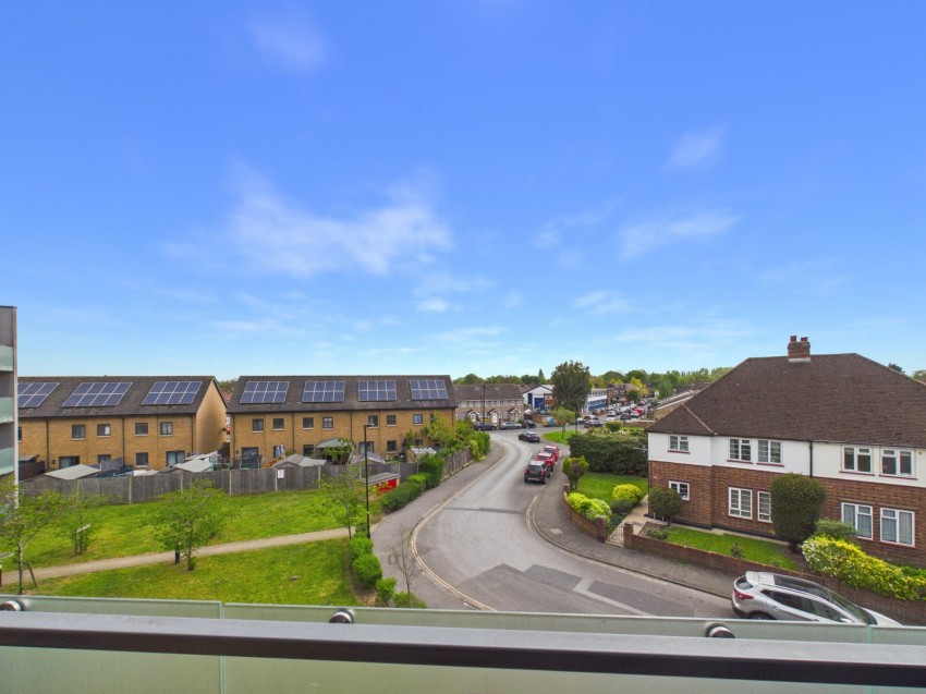 Images for Feltham EAID:2640919782 BID:FEL