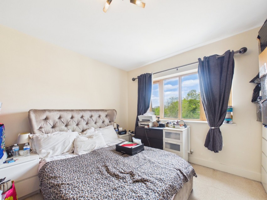 Images for Feltham EAID:2640919782 BID:FEL