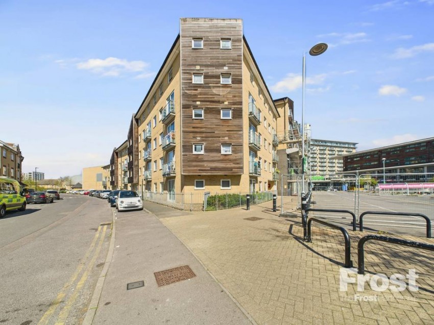 Images for Feltham, Middlesex EAID:2640919782 BID:FEL