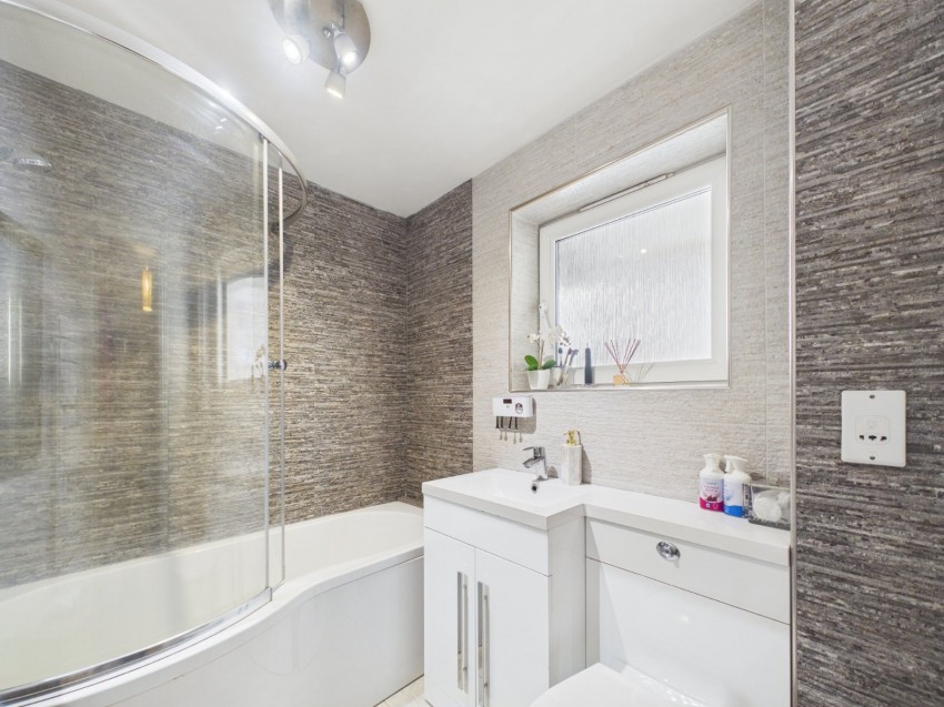 Images for Feltham, Middlesex EAID:2640919782 BID:FEL