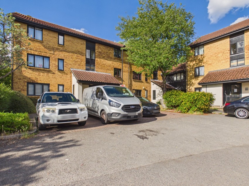 Images for Feltham EAID:2640919782 BID:FEL