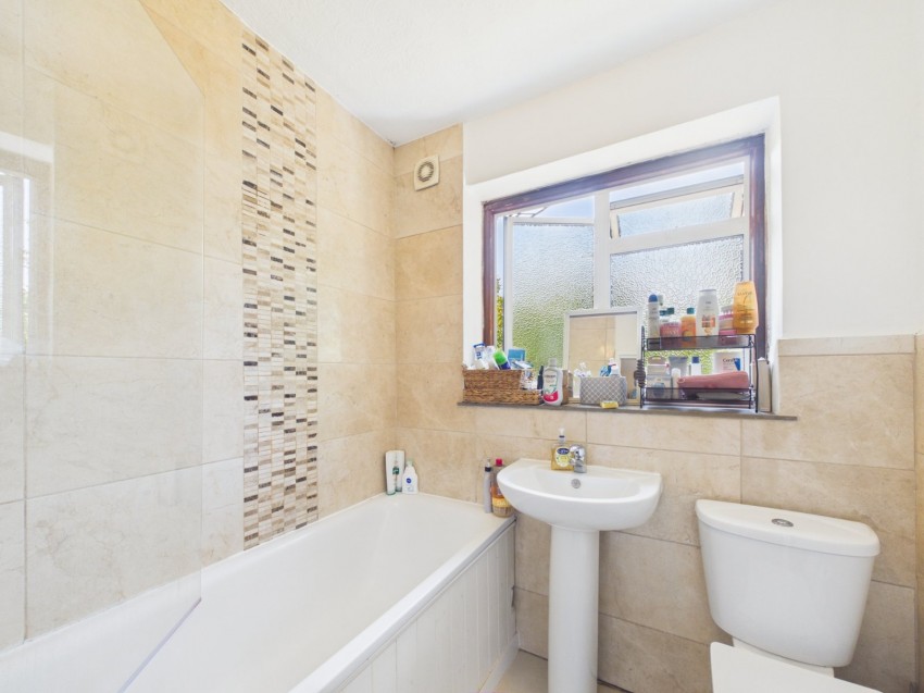 Images for Feltham, Middlesex EAID:2640919782 BID:FEL