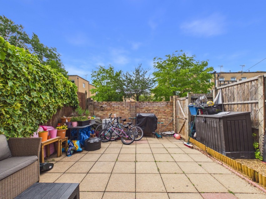 Images for Feltham, Middlesex EAID:2640919782 BID:FEL