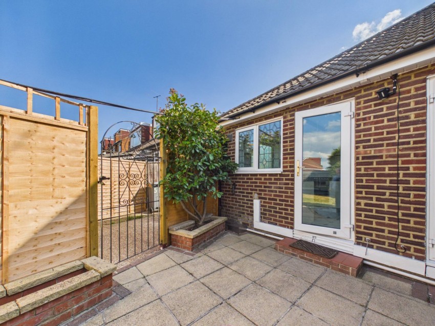 Images for Feltham, Middlesex EAID:2640919782 BID:FEL