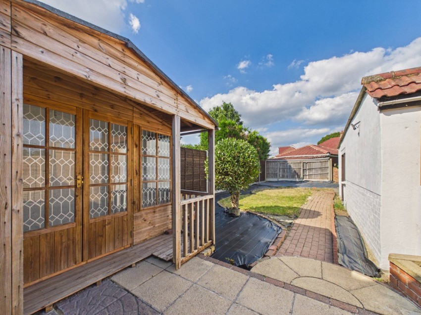 Images for Feltham, Middlesex EAID:2640919782 BID:FEL