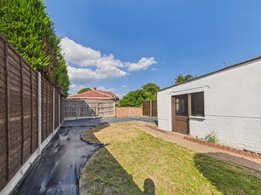 Images for Feltham, Middlesex EAID:2640919782 BID:FEL