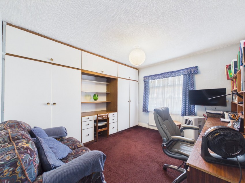 Images for Hanworth, Feltham EAID:2640919782 BID:FEL