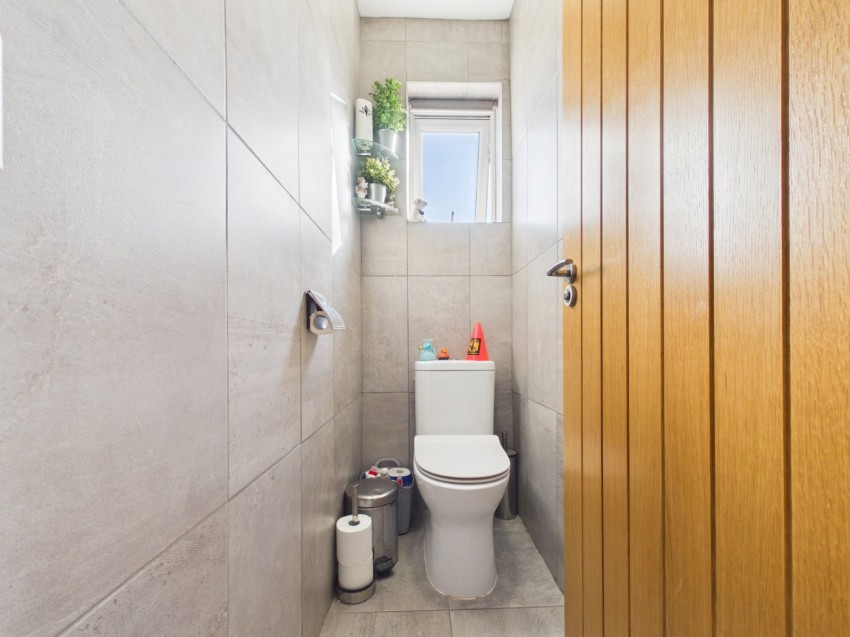 Images for Feltham EAID:2640919782 BID:FEL