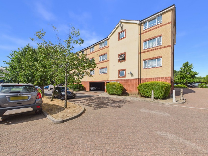 Images for Feltham EAID:2640919782 BID:FEL