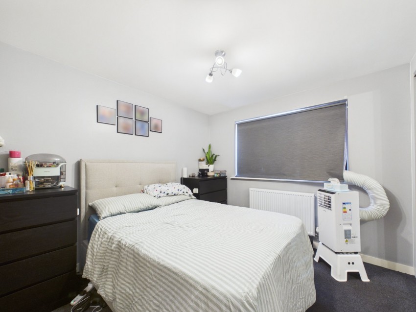 Images for Feltham EAID:2640919782 BID:FEL