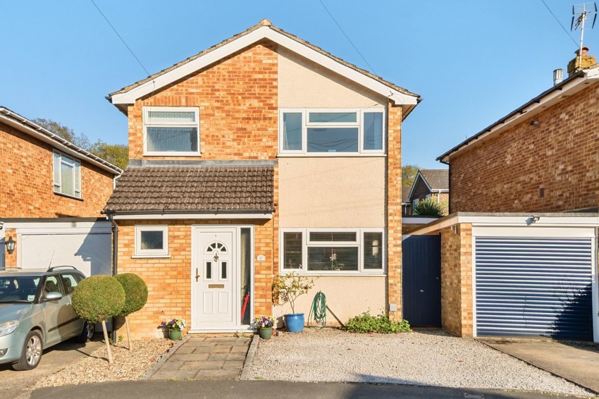 Images for Flackwell Heath, Buckinghamshire EAID:2640919782 BID:FHH