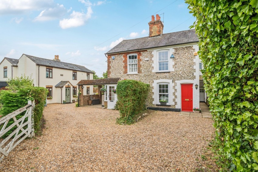 Images for The Common, Flackwell Heath, Buckinghamshire EAID:2640919782 BID:FHH