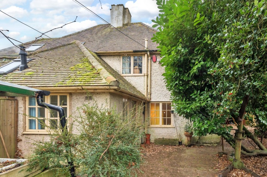 Images for Flackwell Heath, Buckinghamshire EAID:2640919782 BID:FHH