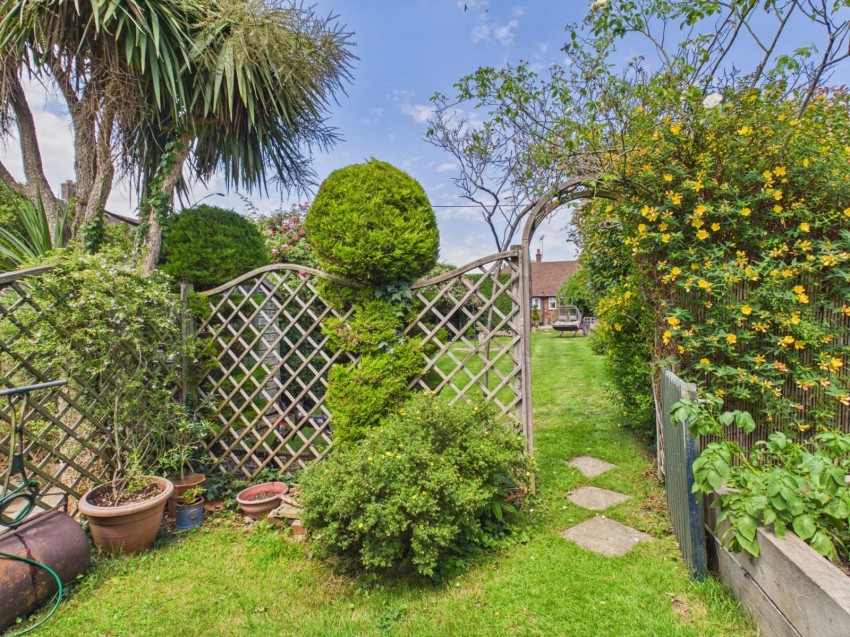 Images for Flackwell Heath, High Wycombe, Buckinghamshire EAID:2640919782 BID:FHH