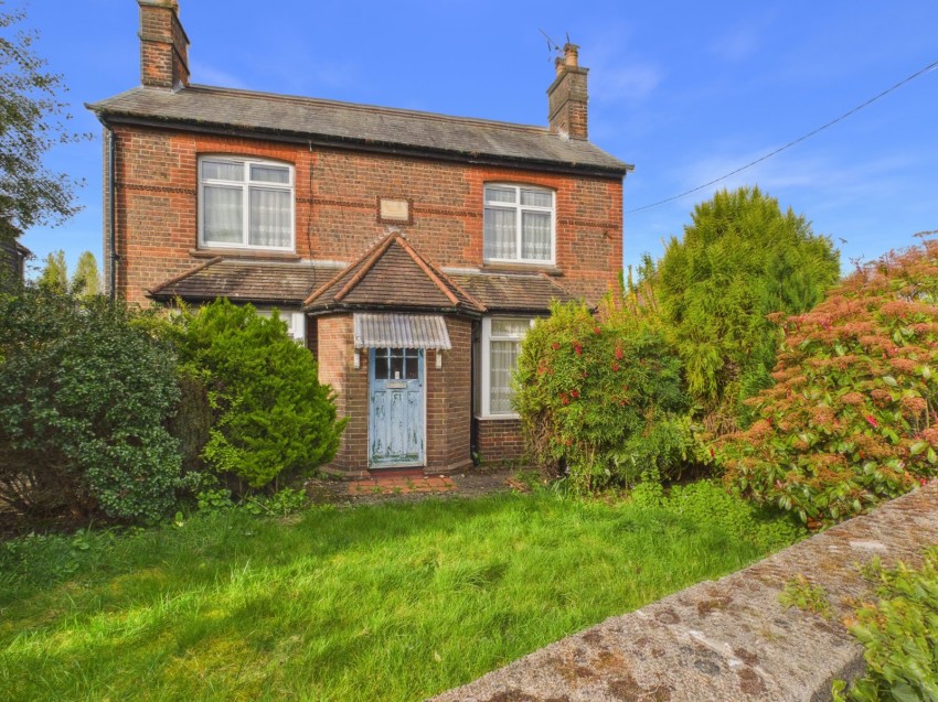 Images for Flackwell Heath, High Wycombe, Buckinghamshire EAID:2640919782 BID:FHH