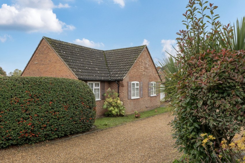 Images for Flackwell Heath, High Wycombe, Buckinghamshire EAID:2640919782 BID:FHH