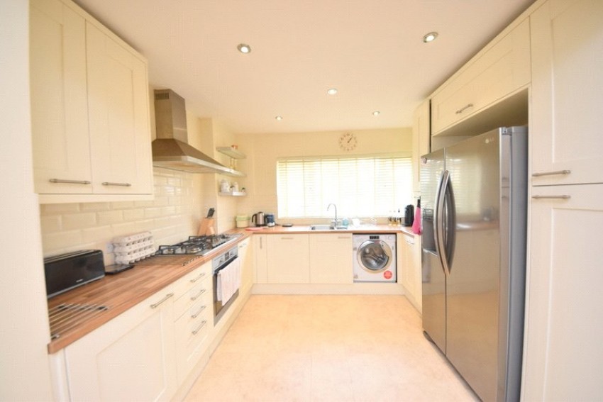 Images for Flackwell Heath, High Wycombe, Buckinghamshire EAID:2640919782 BID:FHL