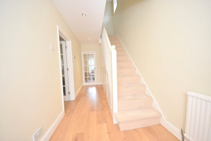 Images for Flackwell Heath, High Wycombe, Buckinghamshire EAID:2640919782 BID:FHL