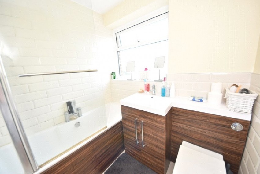 Images for Flackwell Heath, High Wycombe, Buckinghamshire EAID:2640919782 BID:FHL