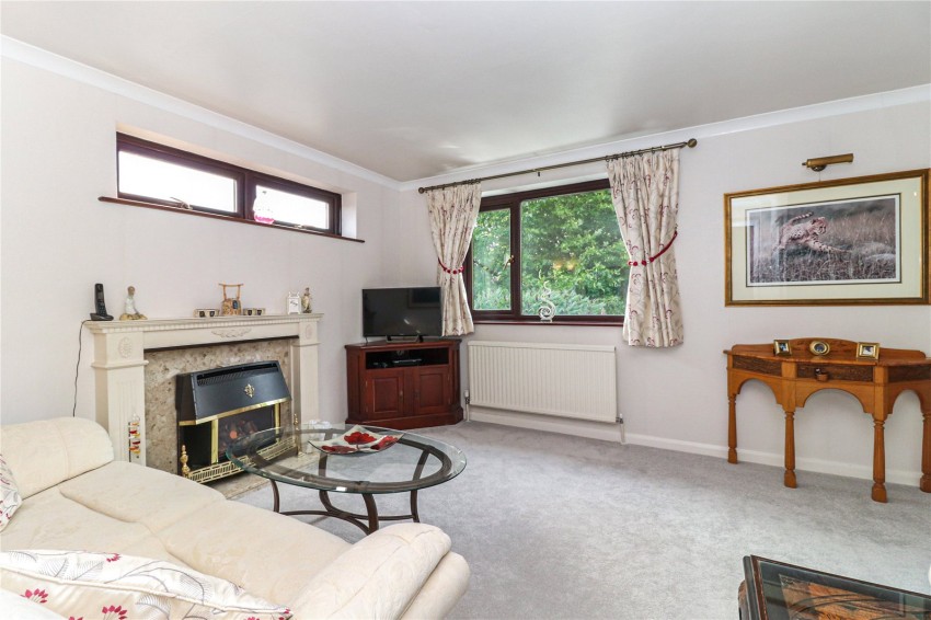 Images for Flackwell Heath, High Wycombe EAID:2640919782 BID:FHH