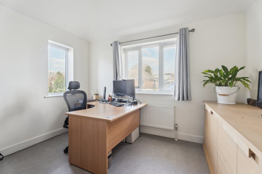 Images for Bourne End, Wooburn Green EAID:2640919782 BID:FHH