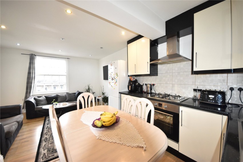 Images for High Wycombe EAID:2640919782 BID:FHH