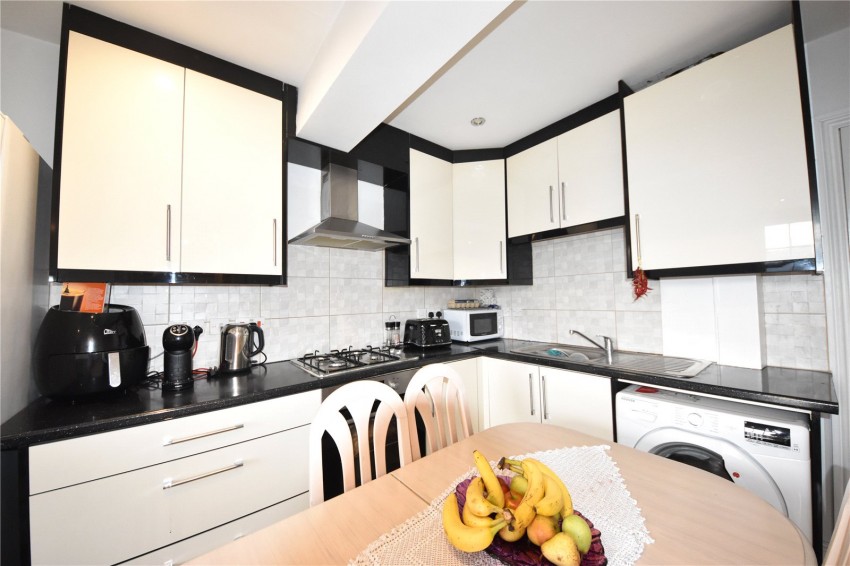 Images for High Wycombe EAID:2640919782 BID:FHH