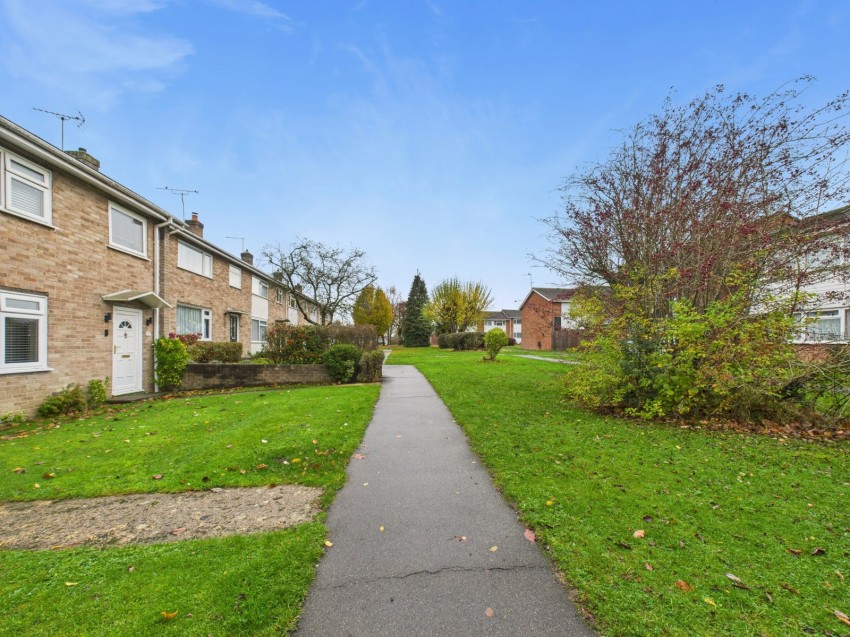 Images for Hazlemere, High Wycombe EAID:2640919782 BID:FHL