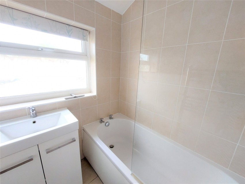 Images for Hazlemere, High Wycombe EAID:2640919782 BID:FHL