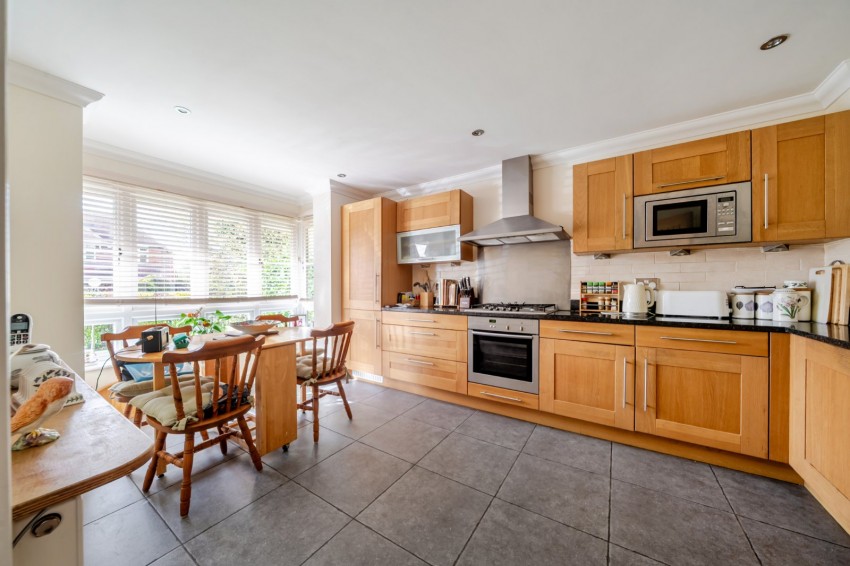 Images for Flackwell Heath, High Wycombe EAID:2640919782 BID:FHH