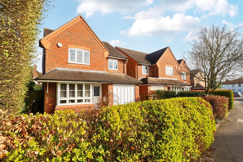 Images for Flackwell Heath, High Wycombe EAID:2640919782 BID:FHH