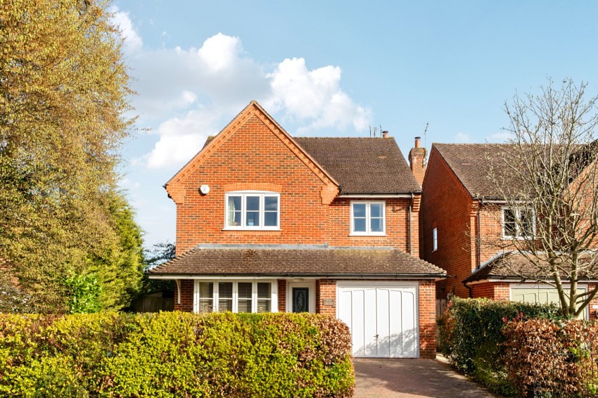 Images for Flackwell Heath, High Wycombe EAID:2640919782 BID:FHH