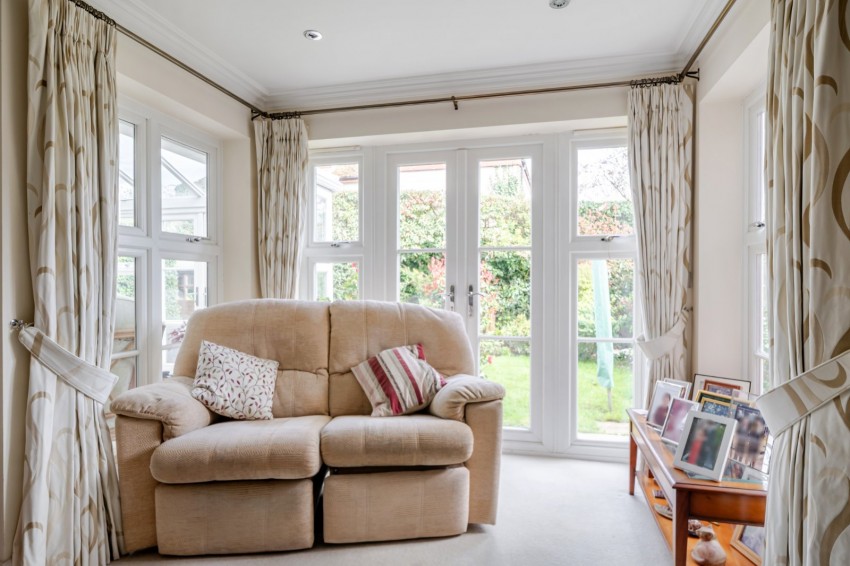 Images for Flackwell Heath, High Wycombe EAID:2640919782 BID:FHH