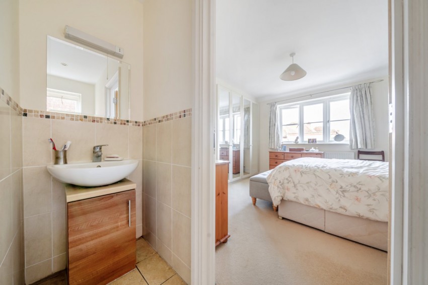 Images for Flackwell Heath, High Wycombe EAID:2640919782 BID:FHH