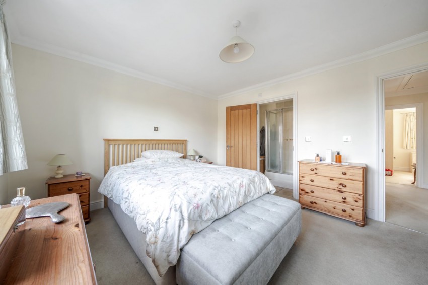 Images for Flackwell Heath, High Wycombe EAID:2640919782 BID:FHH