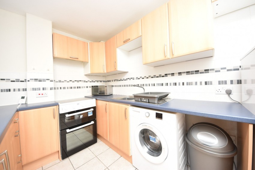 Images for Straight Bit, Flackwell Heath, High Wycombe EAID:2640919782 BID:FHL