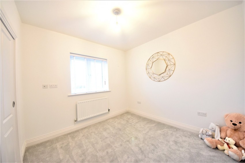 Images for High Wycombe EAID:2640919782 BID:FHL