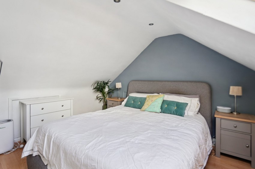 Images for Wooburn Green, High Wycombe EAID:2640919782 BID:FHH