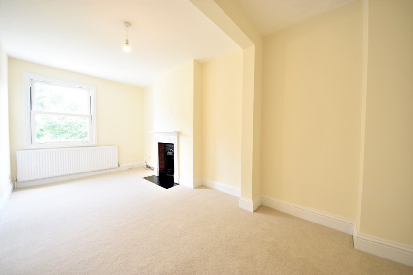 Images for Bourne End, Wooburn Green EAID:2640919782 BID:FHL