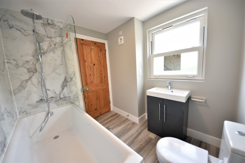 Images for Bourne End, Wooburn Green EAID:2640919782 BID:FHL