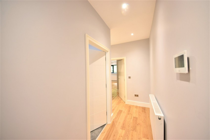 Images for Loudwater, High Wycombe EAID:2640919782 BID:FHL