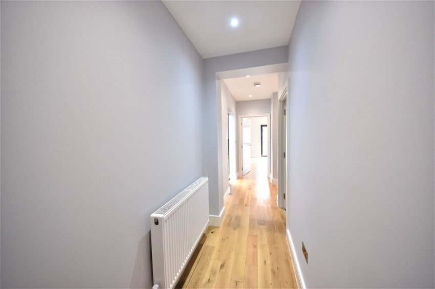 Images for Loudwater, High Wycombe EAID:2640919782 BID:FHL